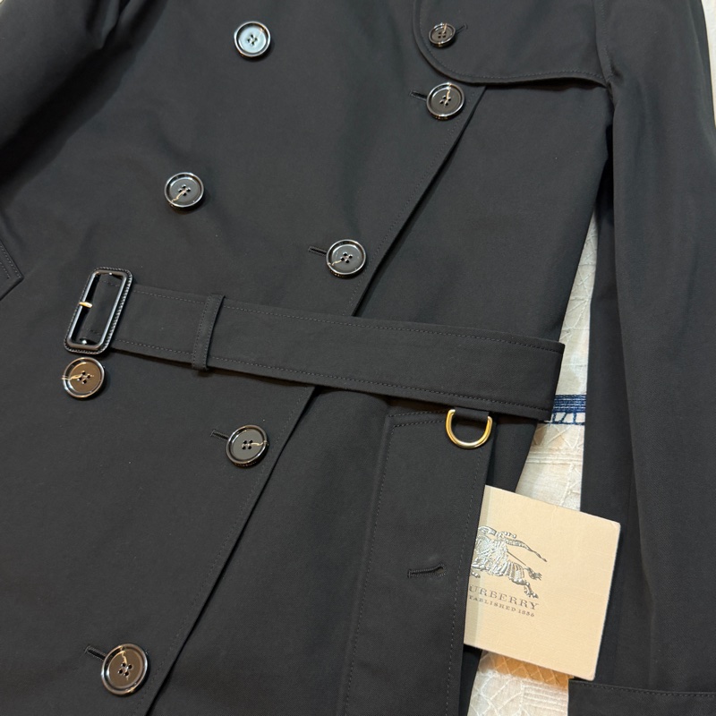 BURBERRY英國黑色條紋裝飾風衣UK4-7