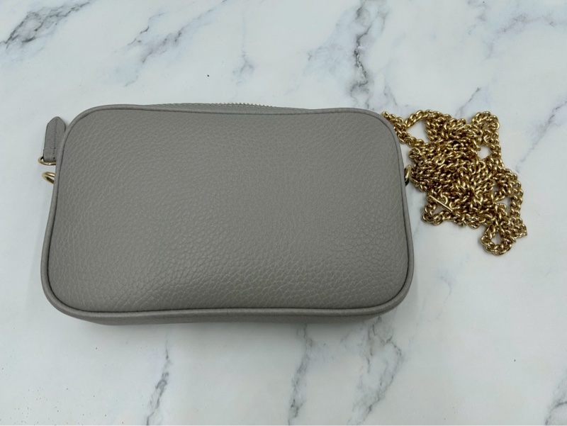 GUCCI 古馳 GG Marmont 迷你斜背相機包-6