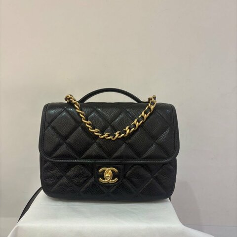 CHANEL黑荔枝牛皮金釦掀蓋後背包