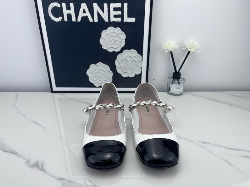 MiuMiu繆繆瑪麗珍平底鞋 38碼 成色如圖/jm01377。-1