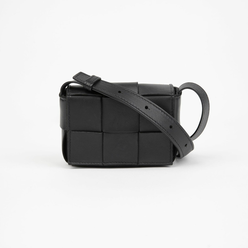 BOTTEGA VENETA 糖果磁帶迷你肩斜背包 666688-1