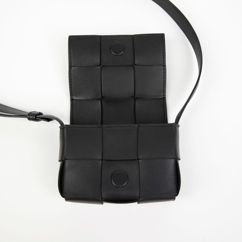 BOTTEGA VENETA 糖果磁帶迷你肩斜背包 666688-6