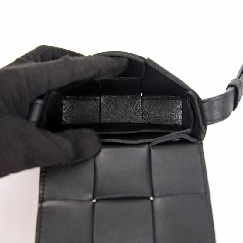 BOTTEGA VENETA 糖果磁帶迷你肩斜背包 666688-7