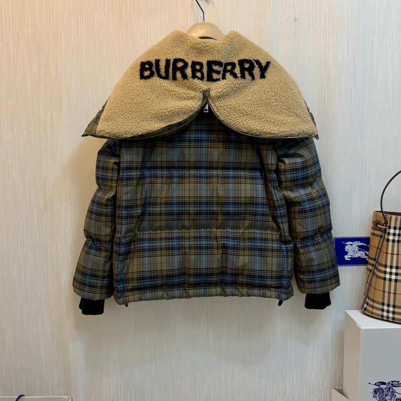 BURBERRY英國藍綠格紋連帽鵝絨外套S-2