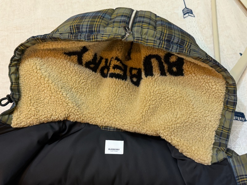 BURBERRY英國藍綠格紋連帽鵝絨外套S-12