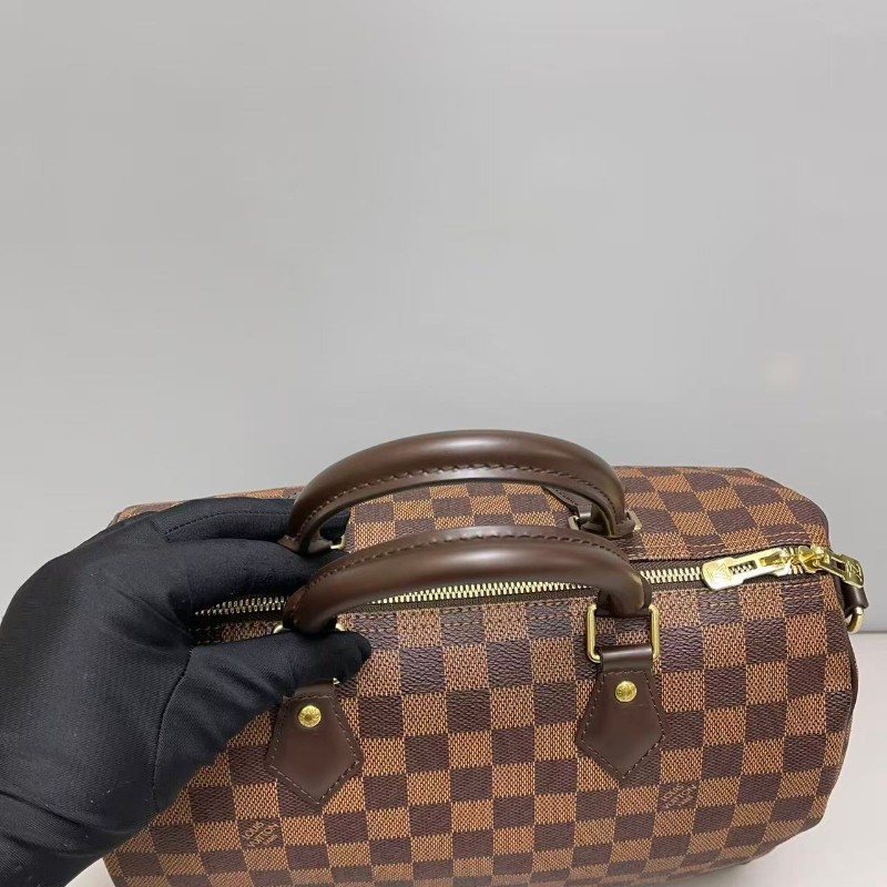 LV路易威登棕棋盤格Speedy30肩帶款枕頭包-5