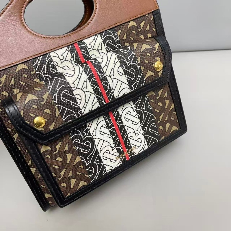 Burberry Pocket小號tb印花口袋包-2