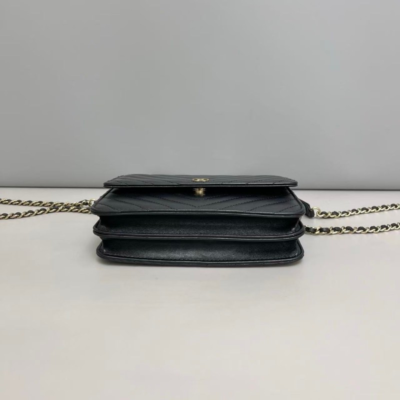 Chanel 黑金全皮V紋雙層woc鏈條包-6
