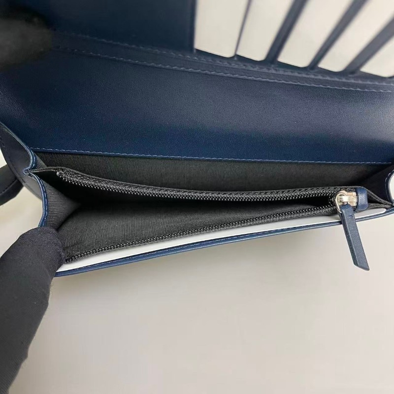 Chanel 深藍色牛皮荔枝紋雙C長款銀包 長夾-8