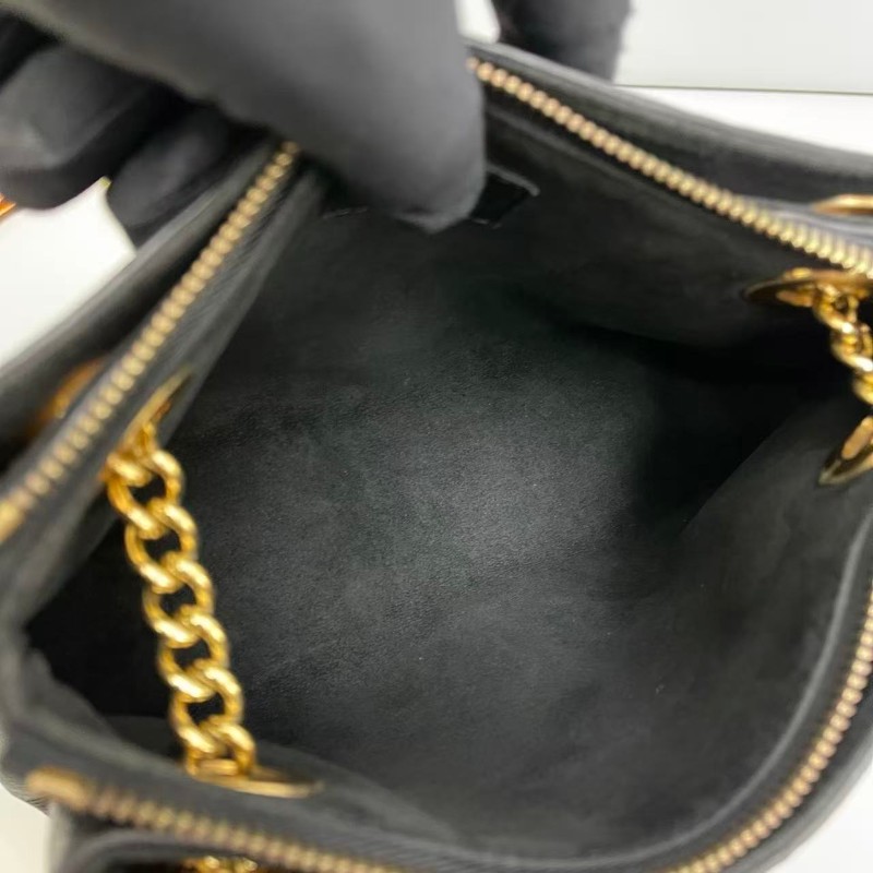 LV路易威登surene BB黑色壓紋牛皮肩背包-4