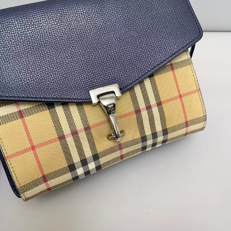 Burberry Macken藍色牛皮格紋郵差包-2