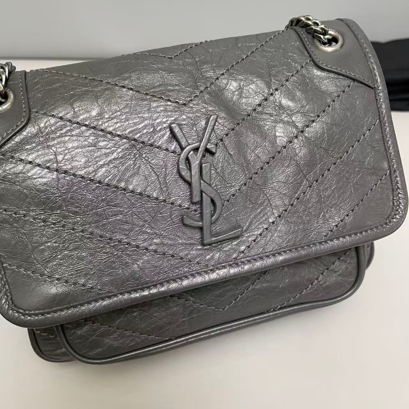 YSL Niki小號灰色全皮小號郵差包 D扣-2