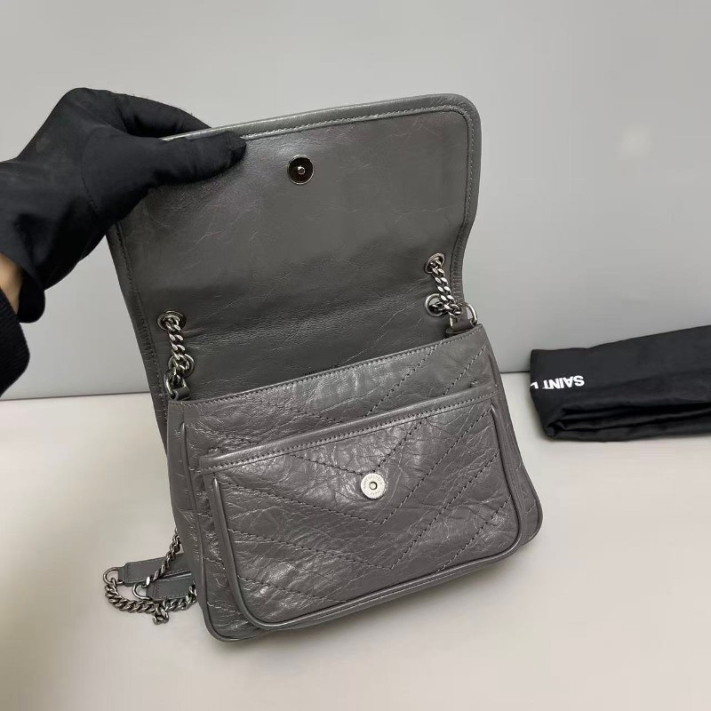 YSL Niki小號灰色全皮小號郵差包 D扣-3