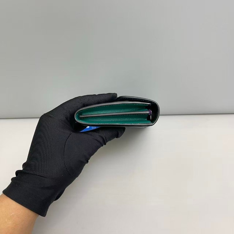 Bvlgari 全皮祖母綠長款蛇頭 長夾 銀包-2