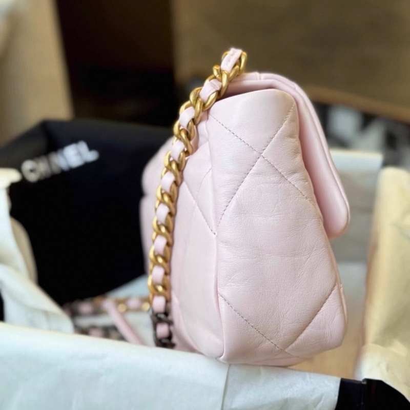 Chanel香奈兒 19 bag粉色 小號芯片 成色基本全新 配件盒子防塵袋 手提袋 說明書-2