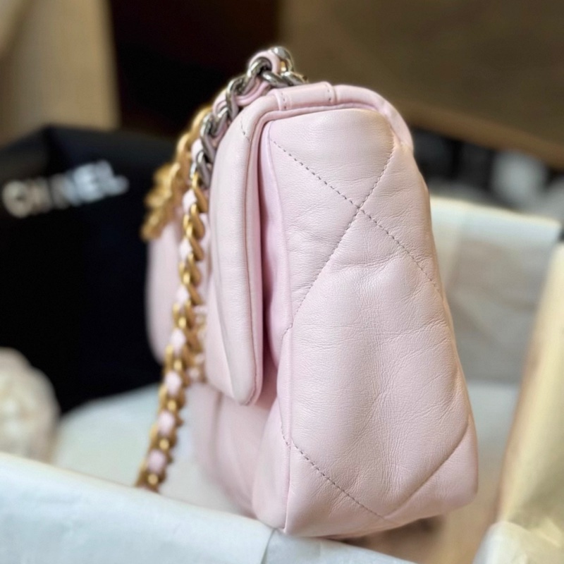 Chanel香奈兒 19 bag粉色 小號芯片 成色基本全新 配件盒子防塵袋 手提袋 說明書-3