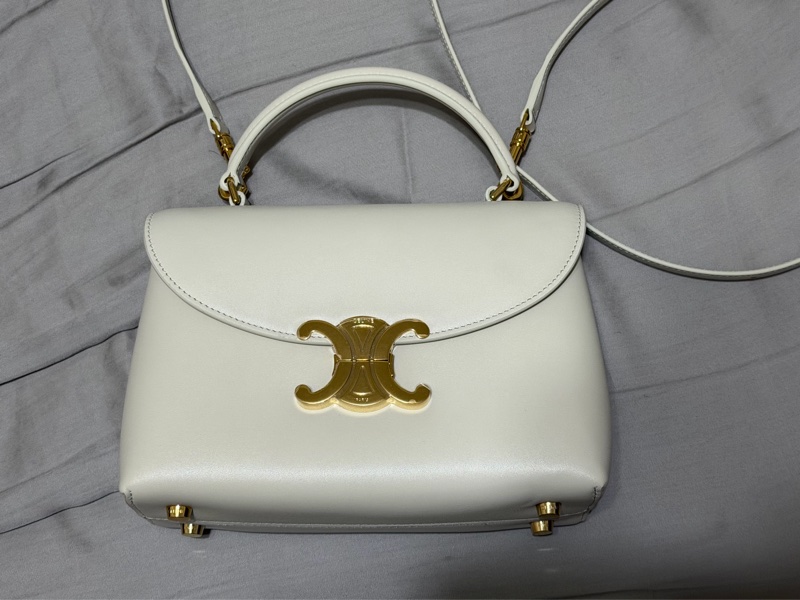 Celine teen nino 白色 亮面牛皮-1