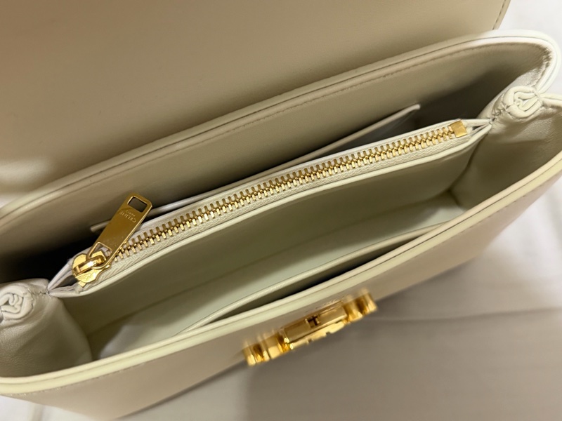 Celine teen nino 白色 亮面牛皮-7