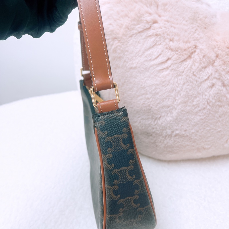 Celine ava 中號老花腋下包-7