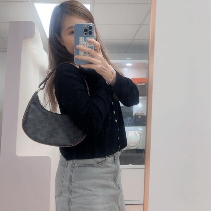 Celine ava 中號老花腋下包-13