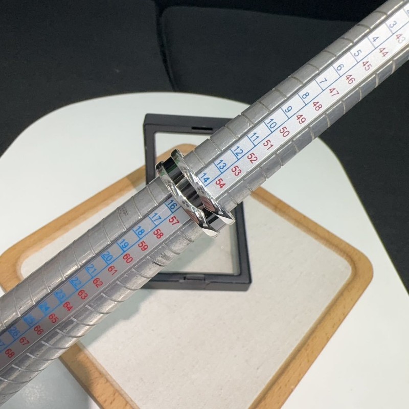 Bvlgari 慈善款小紅人銀戒指56號-5