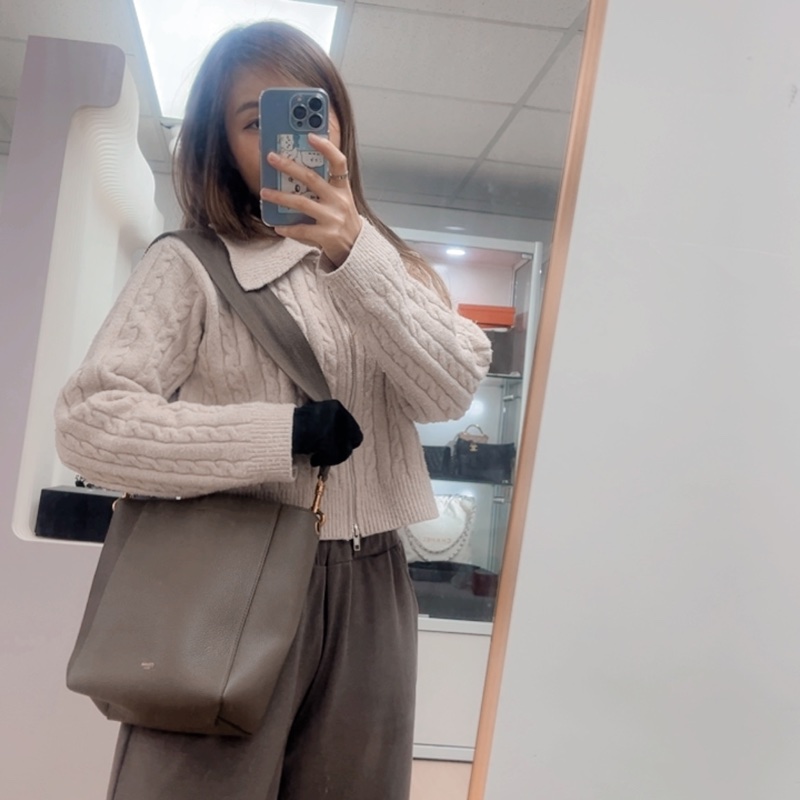 Celine sangle 小號大象灰水桶包-12