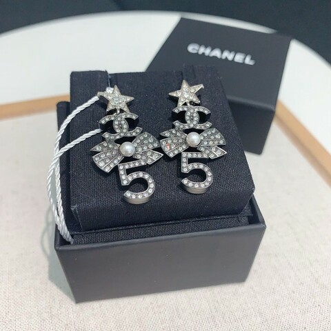 Chanel 22p重工星星蝴蝶結5號耳釘
