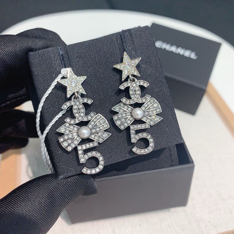 Chanel 22p重工星星蝴蝶結5號耳釘-1
