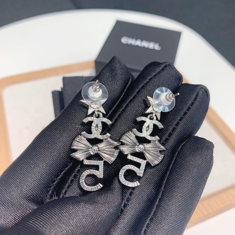 Chanel 22p重工星星蝴蝶結5號耳釘-2