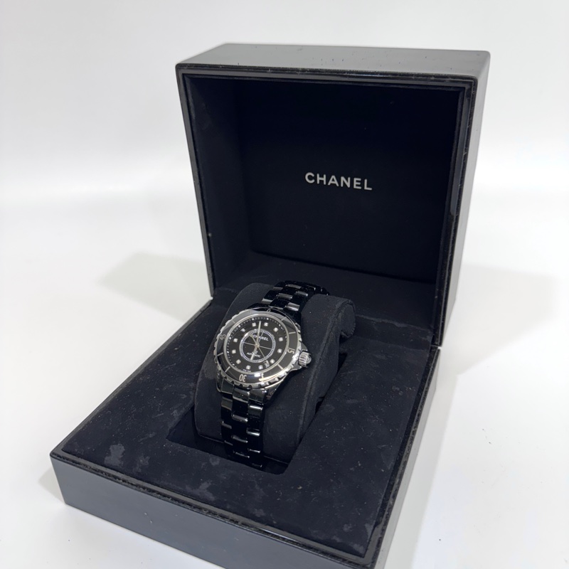 Chanel黑色12點鑽J12陶瓷腕錶38mm H5702-1