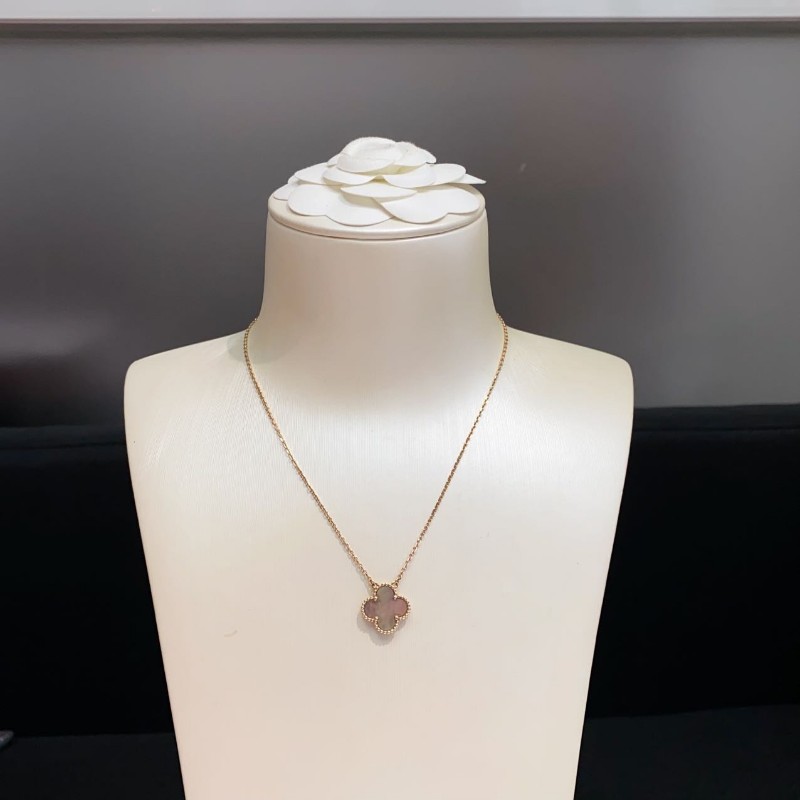 VCA/梵克雅寶中號玫瑰金灰貝母項鍊-4