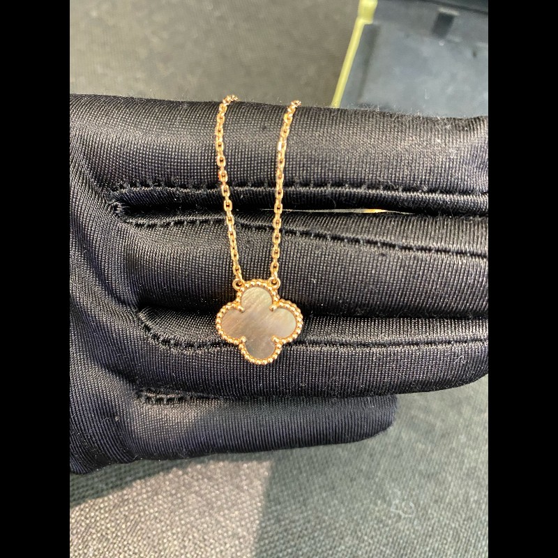 VCA/梵克雅寶中號玫瑰金灰貝母項鍊-5