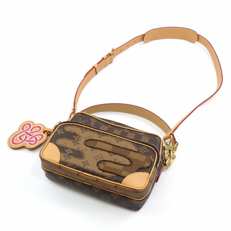 Louis Vuitton x NIGO Monogram Landscape Nile 女士單肩包，M26068，棕色-1