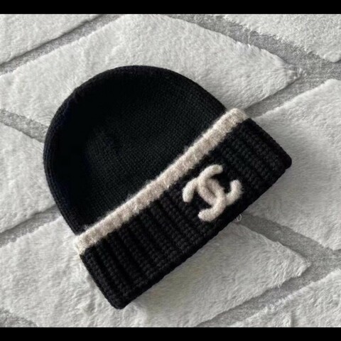 Chanel 毛帽