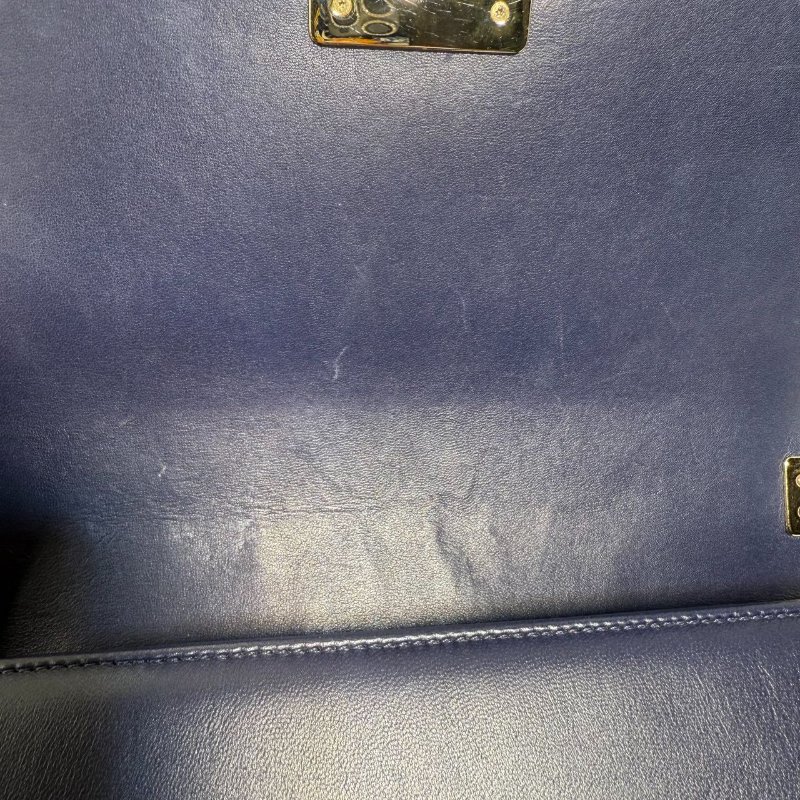 ［2355］香奈兒 Chanel LEBOY 深藍色 斜挎包 羊皮 中號 金扣-6