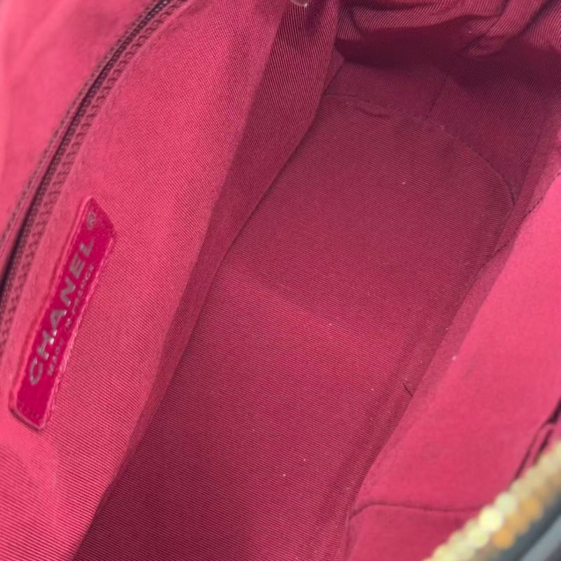 【2049】香奈兒  Chanel Gabrielle 流浪包 黑色 中號 小牛皮 斜挎包-5