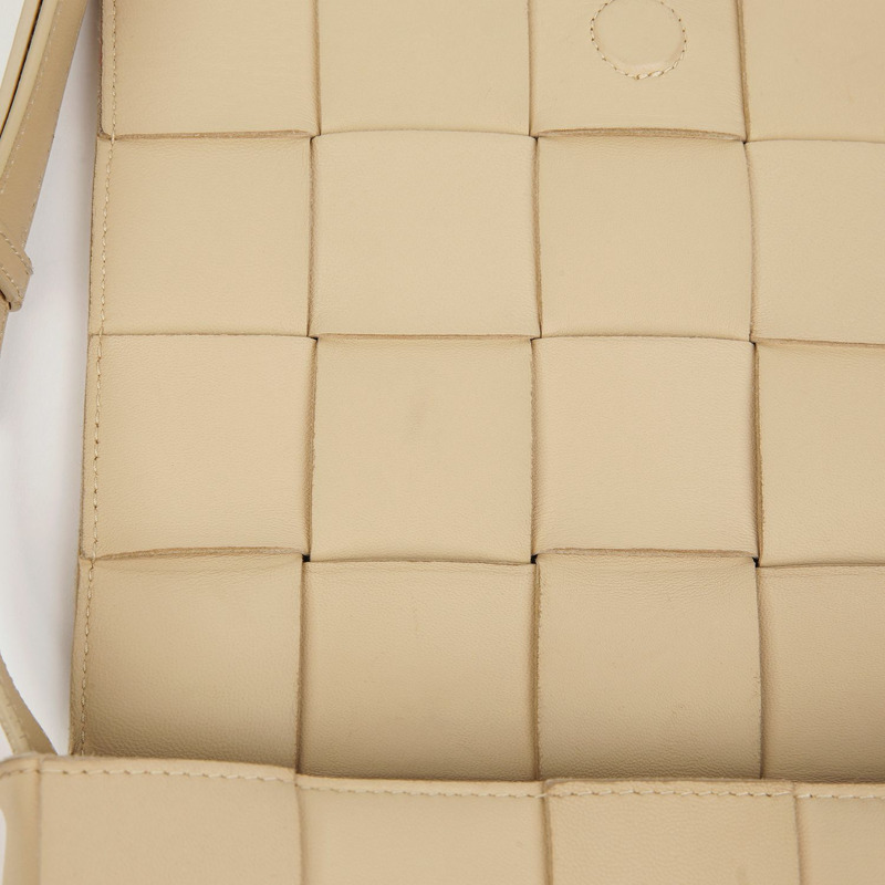 BOTTEGA VENETA 578004 卡附單肩斜背包-12