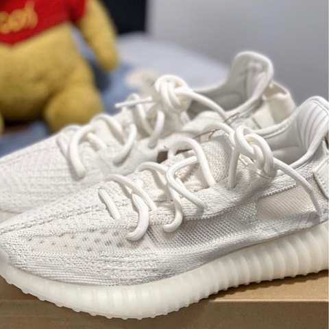 Yeezy 350 V2 bone