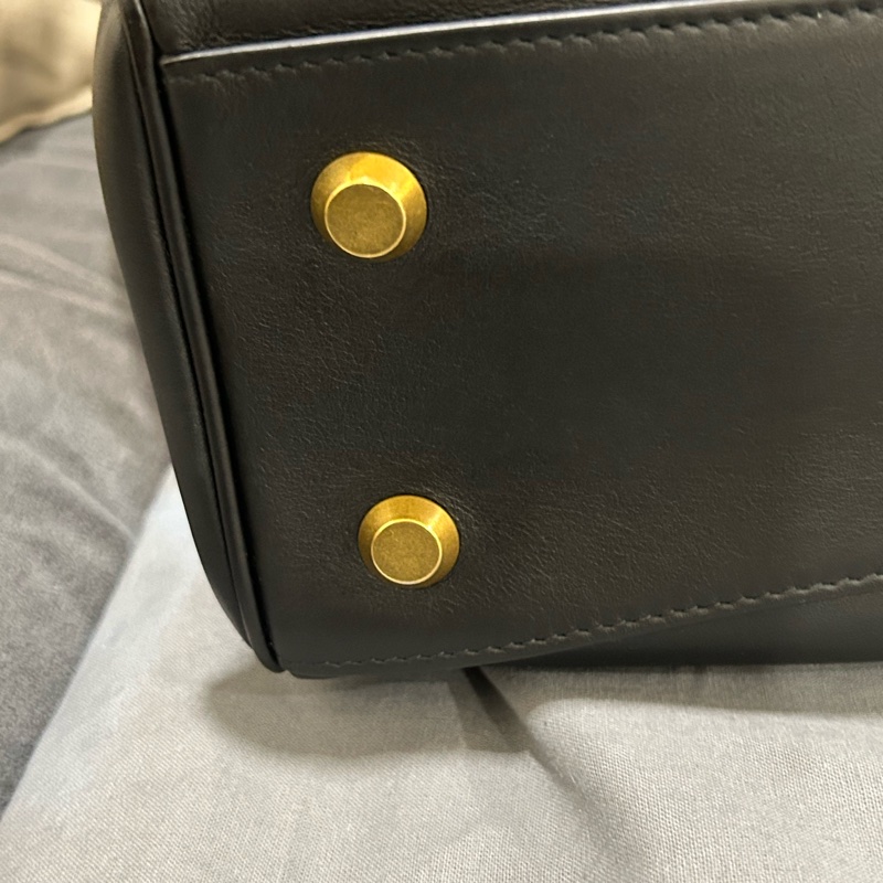 ✨Balenciaga radio 黑金 中號 台灣購證-11