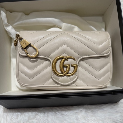 Gucci 馬蒙 mini 白色