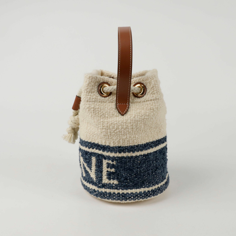 【包稅】CELINE 196532DBS 錫製抽繩桶形手提袋-2