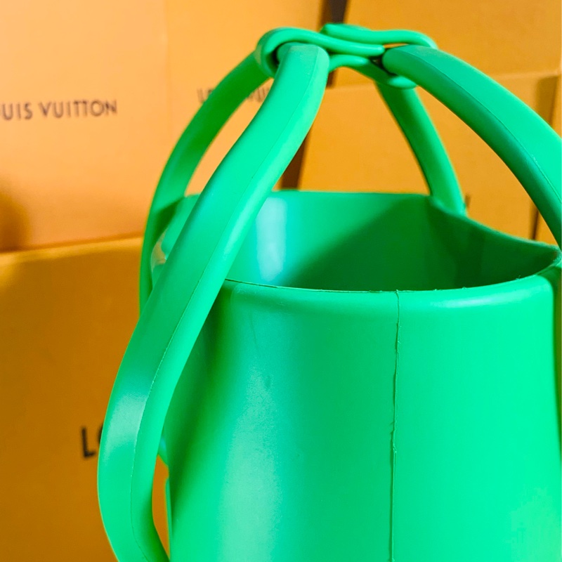 ‼️全台最甜 Bottega Veneta 菜籃子 BV 大編織橡膠包 手提包-9