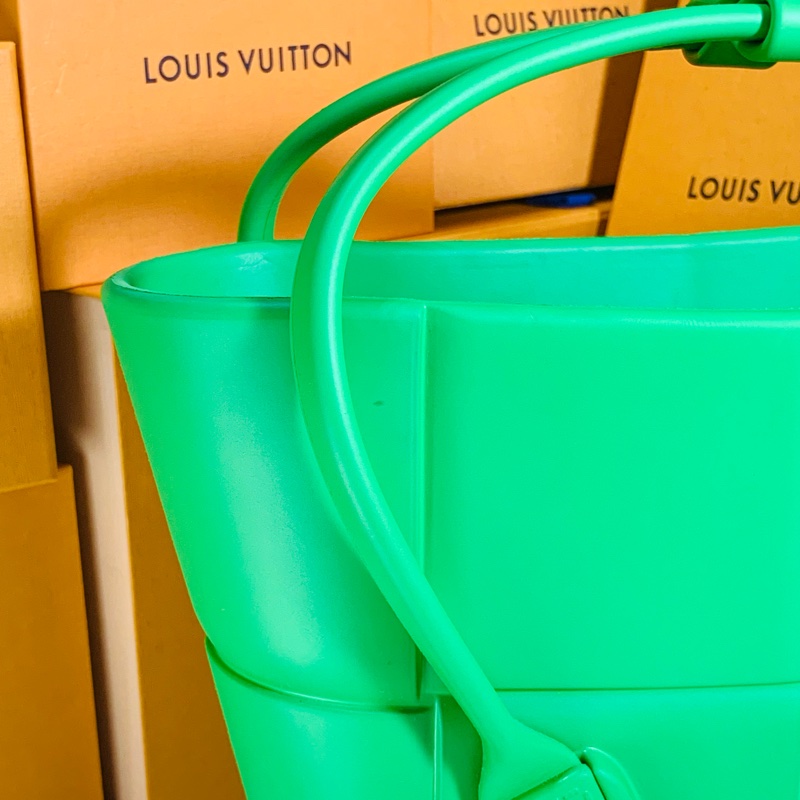 ‼️全台最甜 Bottega Veneta 菜籃子 BV 大編織橡膠包 手提包-14