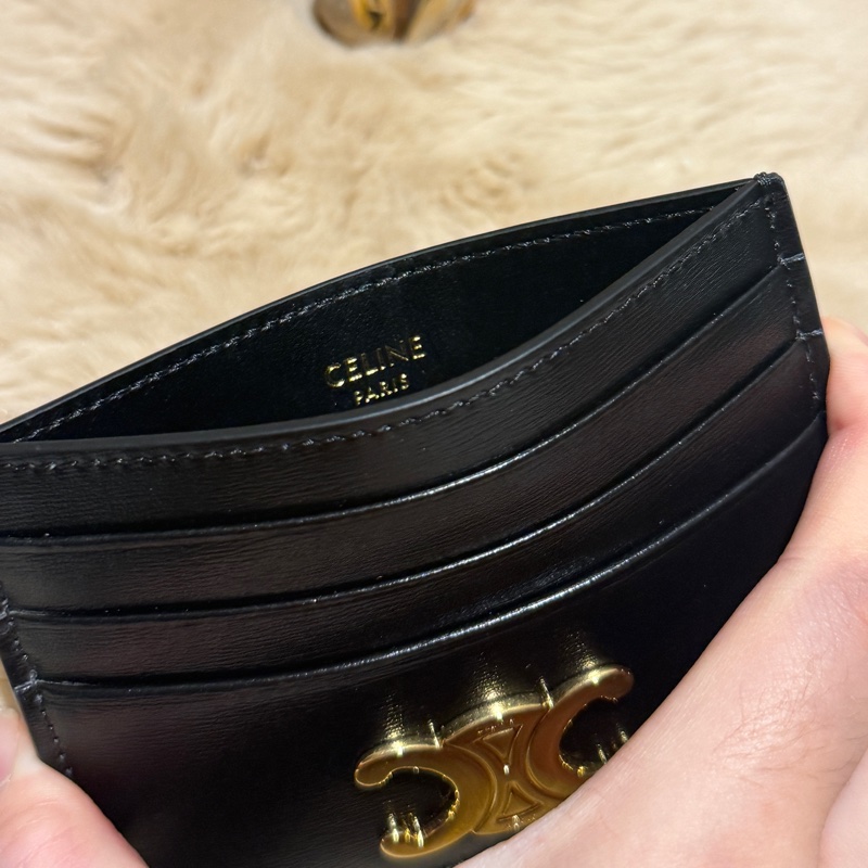 【CELINE】金釦亮面牛皮6卡卡片夾/名片夾(黑色)-1
