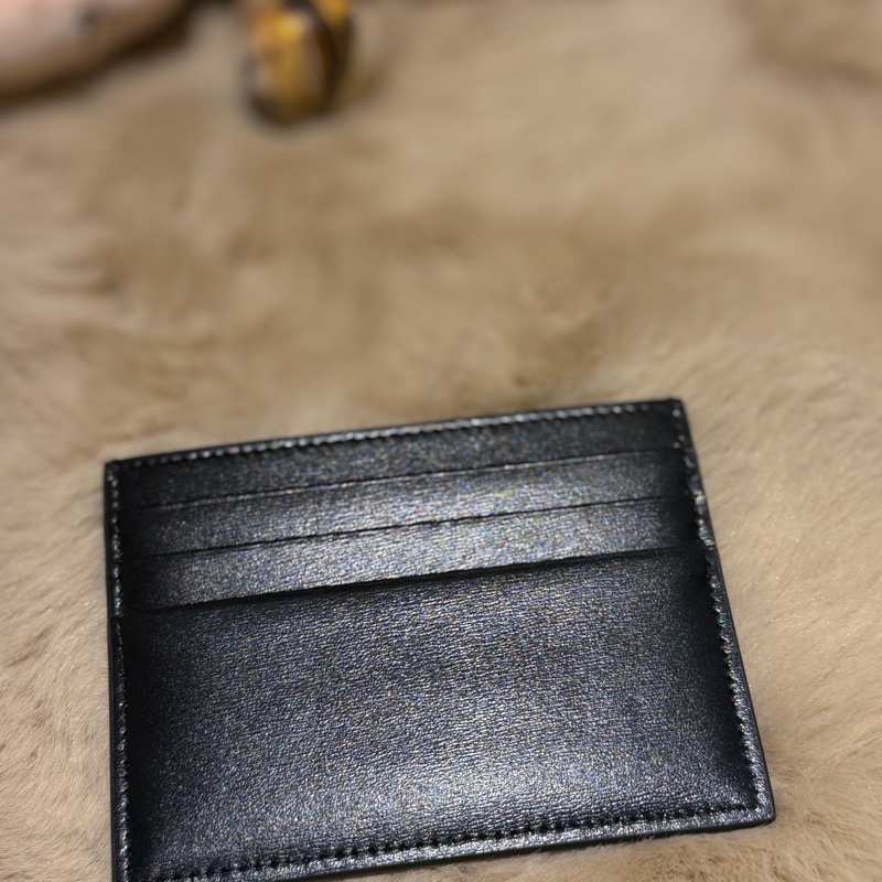 【CELINE】金釦亮面牛皮6卡卡片夾/名片夾(黑色)-2