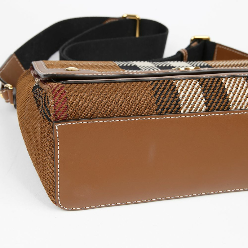 BURBERRY 誇張格紋肩斜背包 8049148-6