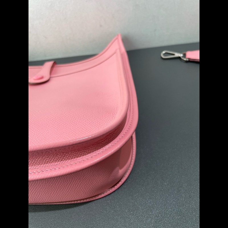 HERMES Evelyne 伊芙琳 E皮 29 T刻 奶昔粉 銀扣-10
