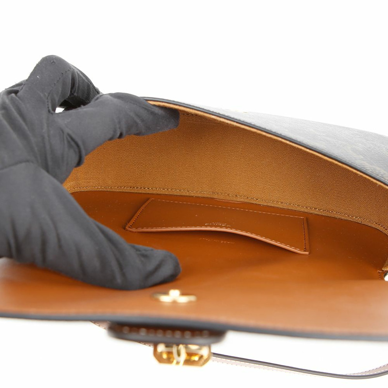 CELINE Tabu 肩帶手拿包 10I592DQ2-8