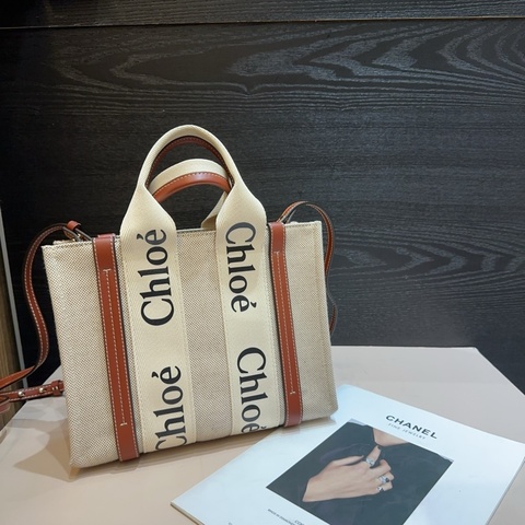 Chloe woody 手提斜背包