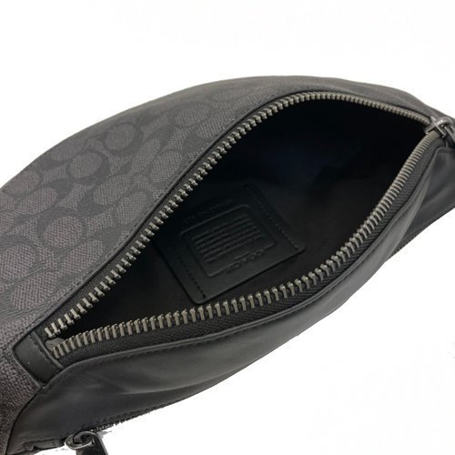 [全新] COACH 新款C LOGO肩/斜背男款兩用腰包(黑灰)-4